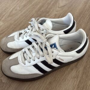 Adidas Men's Sambas (size 7 women)
